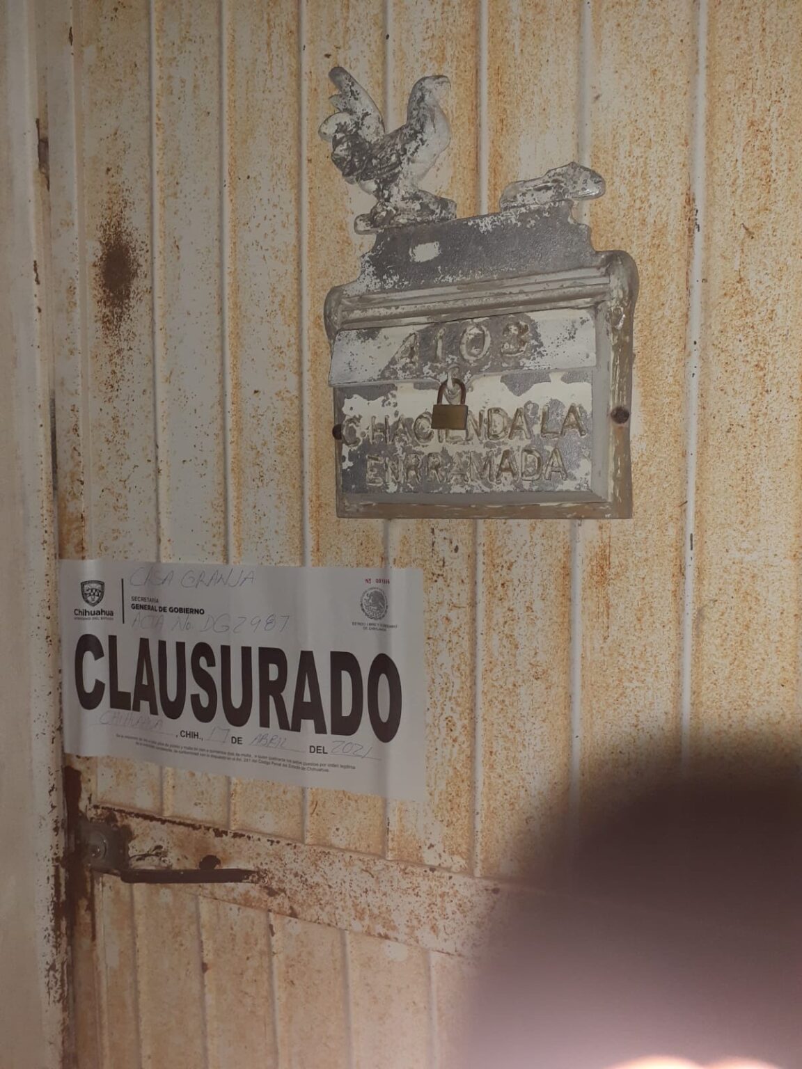 DESALOJAN Y CANCELAN HACIENDA EN COLONIA PORVENIR