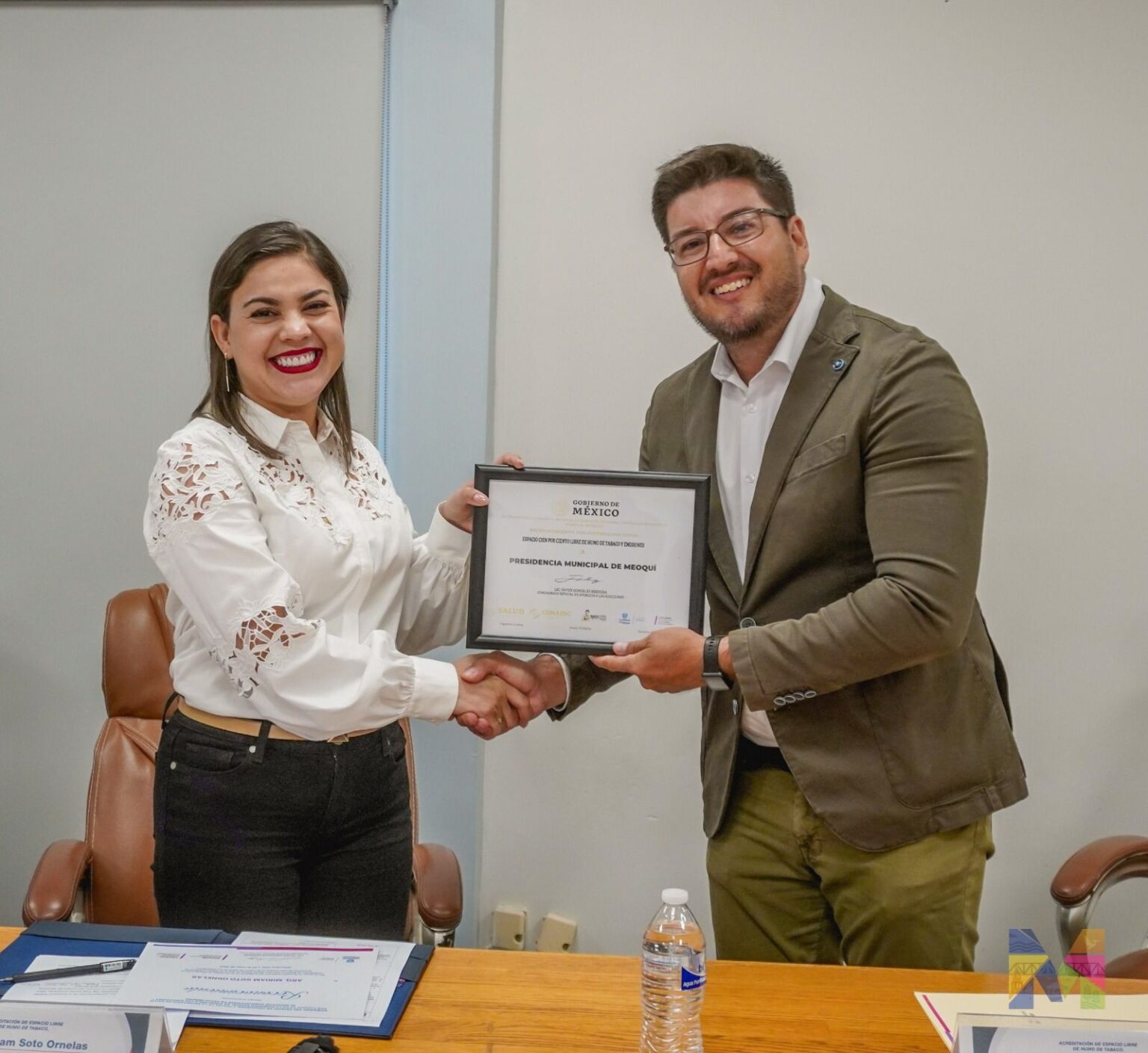 CERTIFICAN A PRESIDENCIA MUNICIPAL DE MEOQUI COMO ESPACIO LIBRE DE HUMO DE TABACO