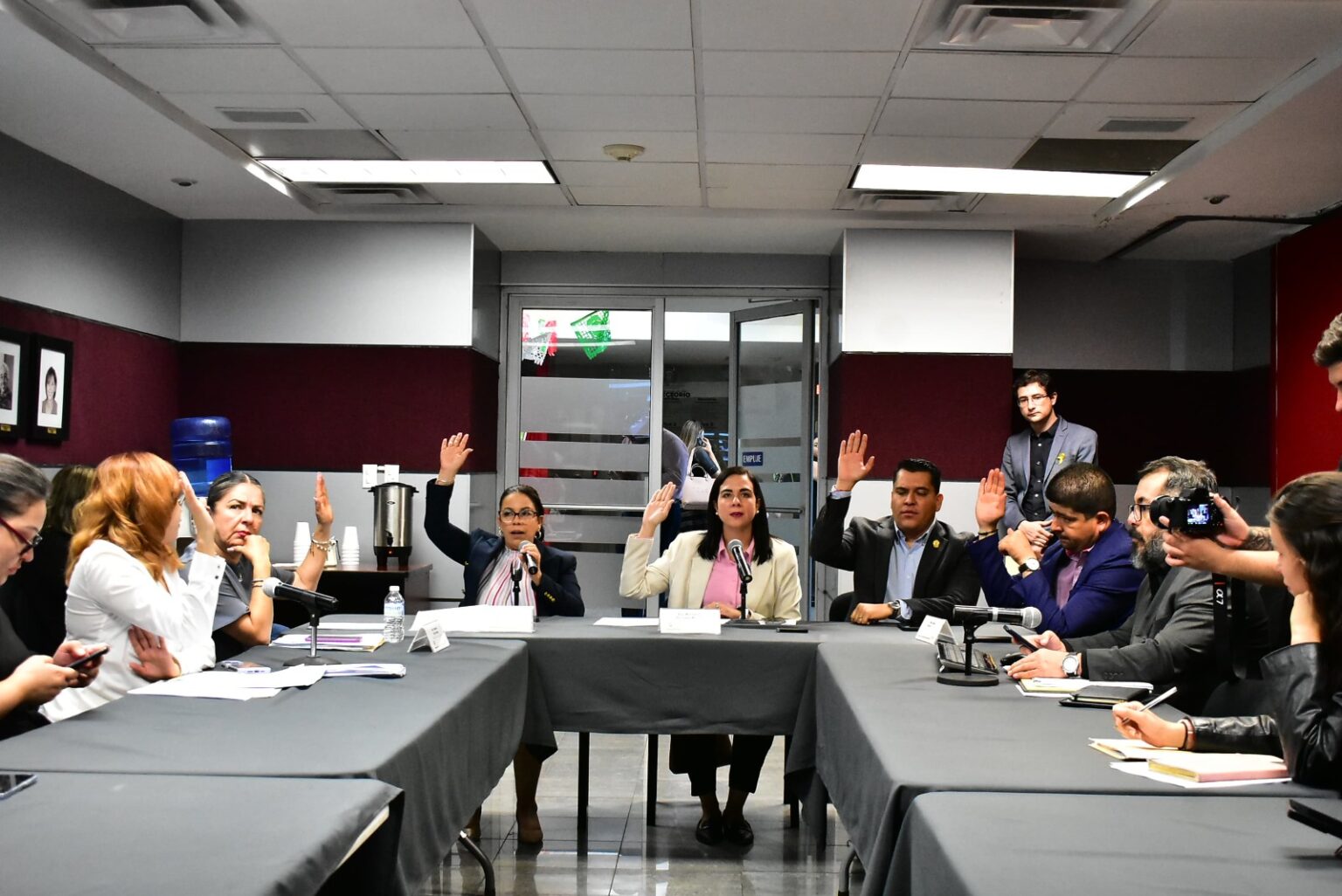 APRUEBAN PROYECTO DE DICTAMEN PARA PROHIBIR EL CASTIGO CORPORAL Y/O HUMILLANTE A NIÑOS Y ADOLESCENTES