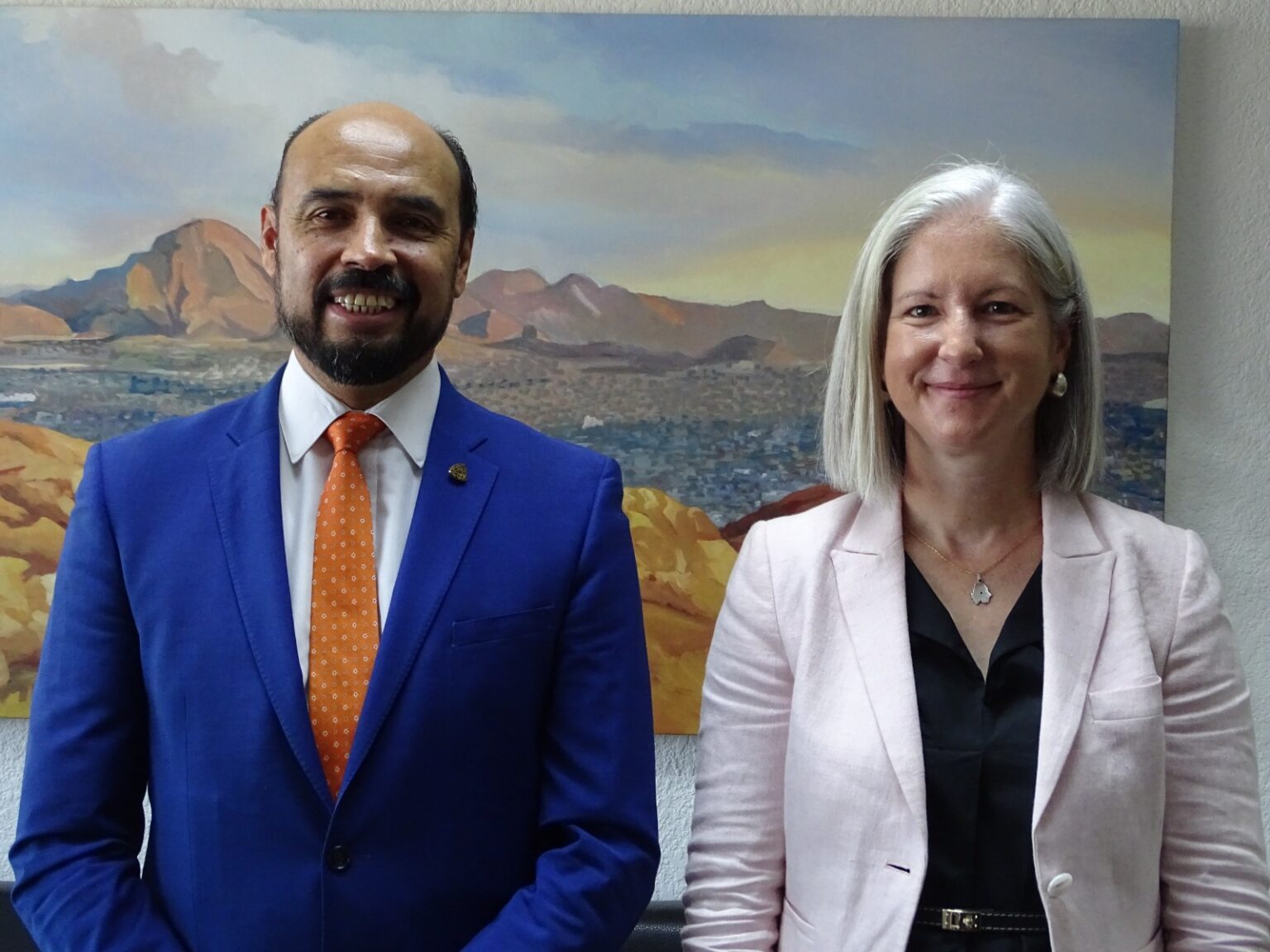 RECIBE GABRIEL VALDEZ, TITULAR DE SDUE, A CÓNSUL DE CANADÁ EN MONTERREY