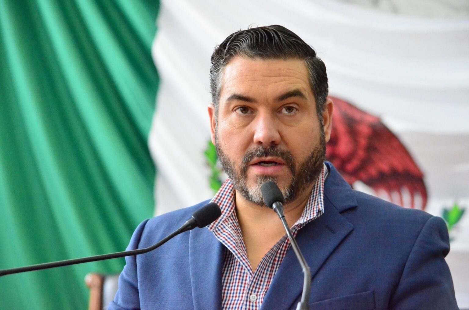 PIDE CONGRESO TRATO DIGNO PARA DERECHOHABIENTES DEL IMSS