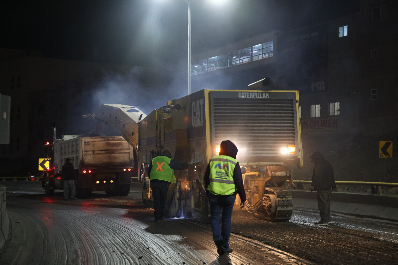 EXHORTA MUNICIPIO CIRCULAR CON PRECAUCIÓN POR ZONA DE FRESADO EN AVENIDA DE LA CANTERA