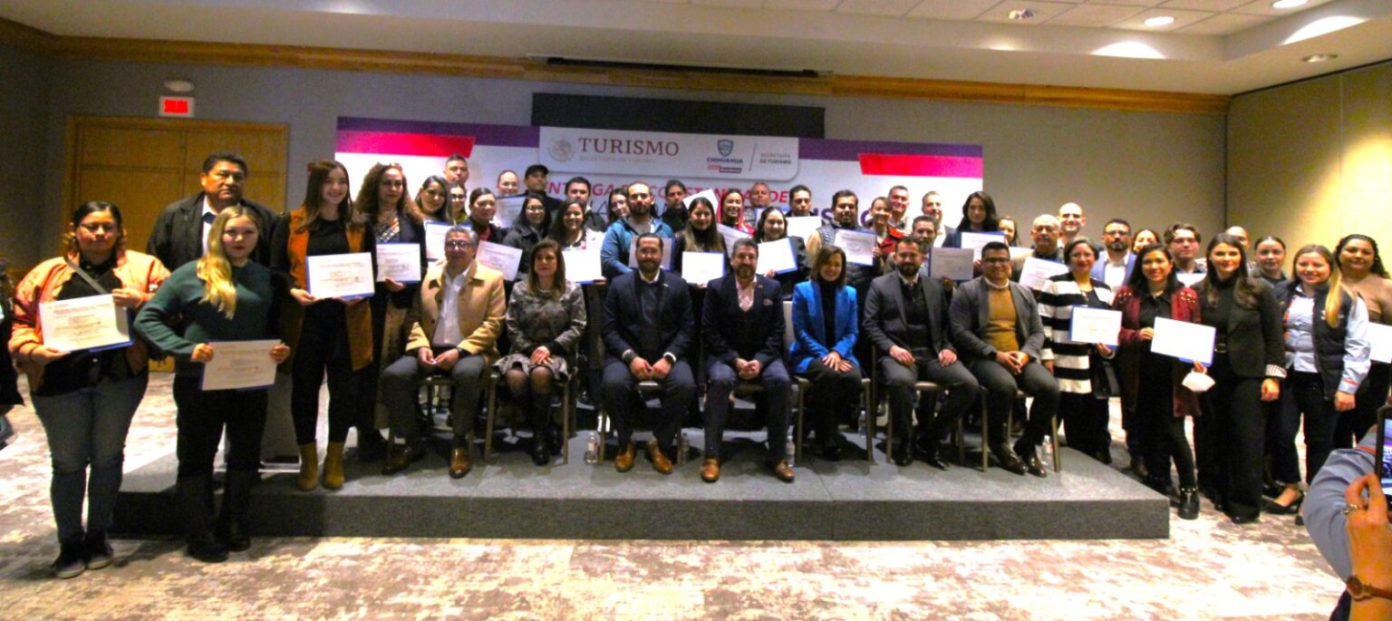 ENTREGAN CONSTANCIAS DE REGISTRO NACIONAL DE TURISMO A EMPRESAS CHIHUAHUENSES