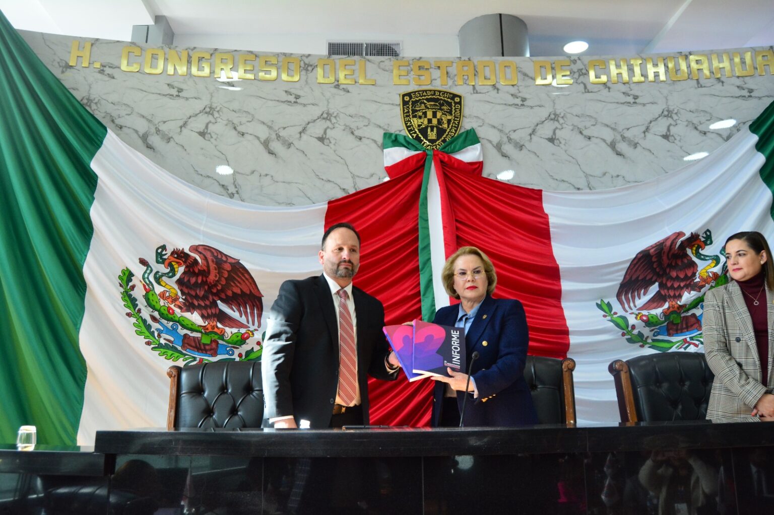 ENTREGA SECRETARIO GENERAL DE GOBIERNO SEGUNDO INFORME DE RESULTADOS AL CONGRESO DEL ESTADO