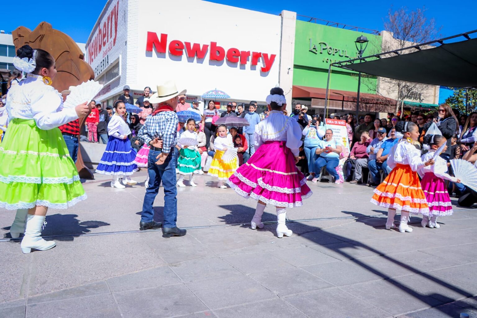 PREPARA DIF MUNICIPAL SEGUNDA EMISIÓN DEL FESTIVAL FAMILIAS FELICES