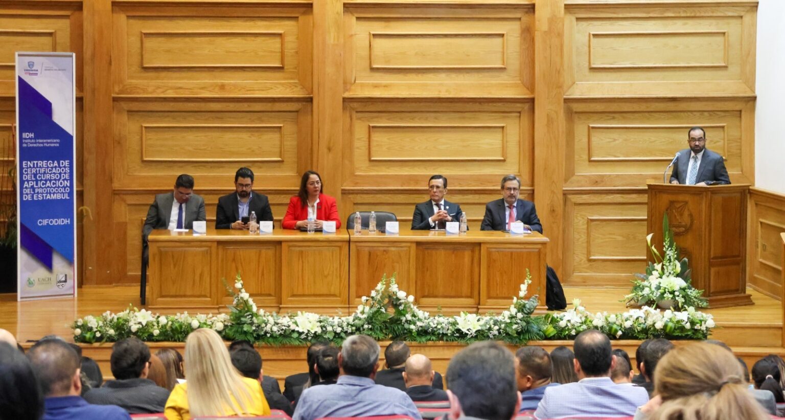 ENTREGA FGE CONSTANCIAS Y CERTIFICACIONES DEL CURSO DE APLICACIÓN DEL PROTOCOLO DE ESTAMBUL