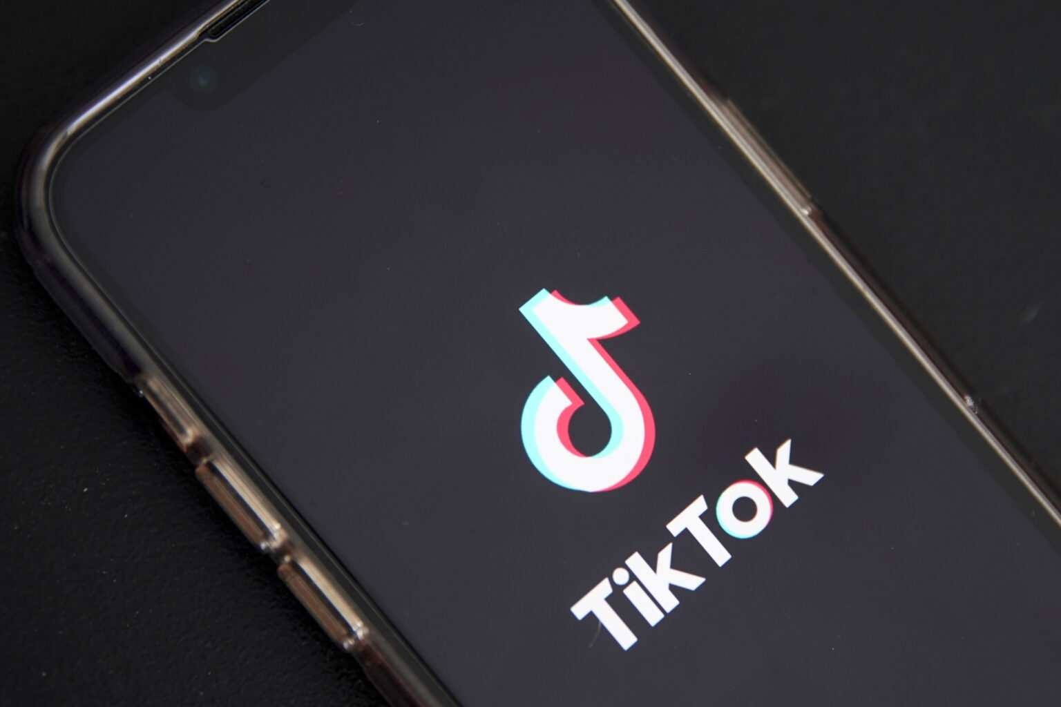 AVANZA EN EL CONGRESO PROYECTO DE LEY PARA PROHIBIR TIKTOK EN EEUU