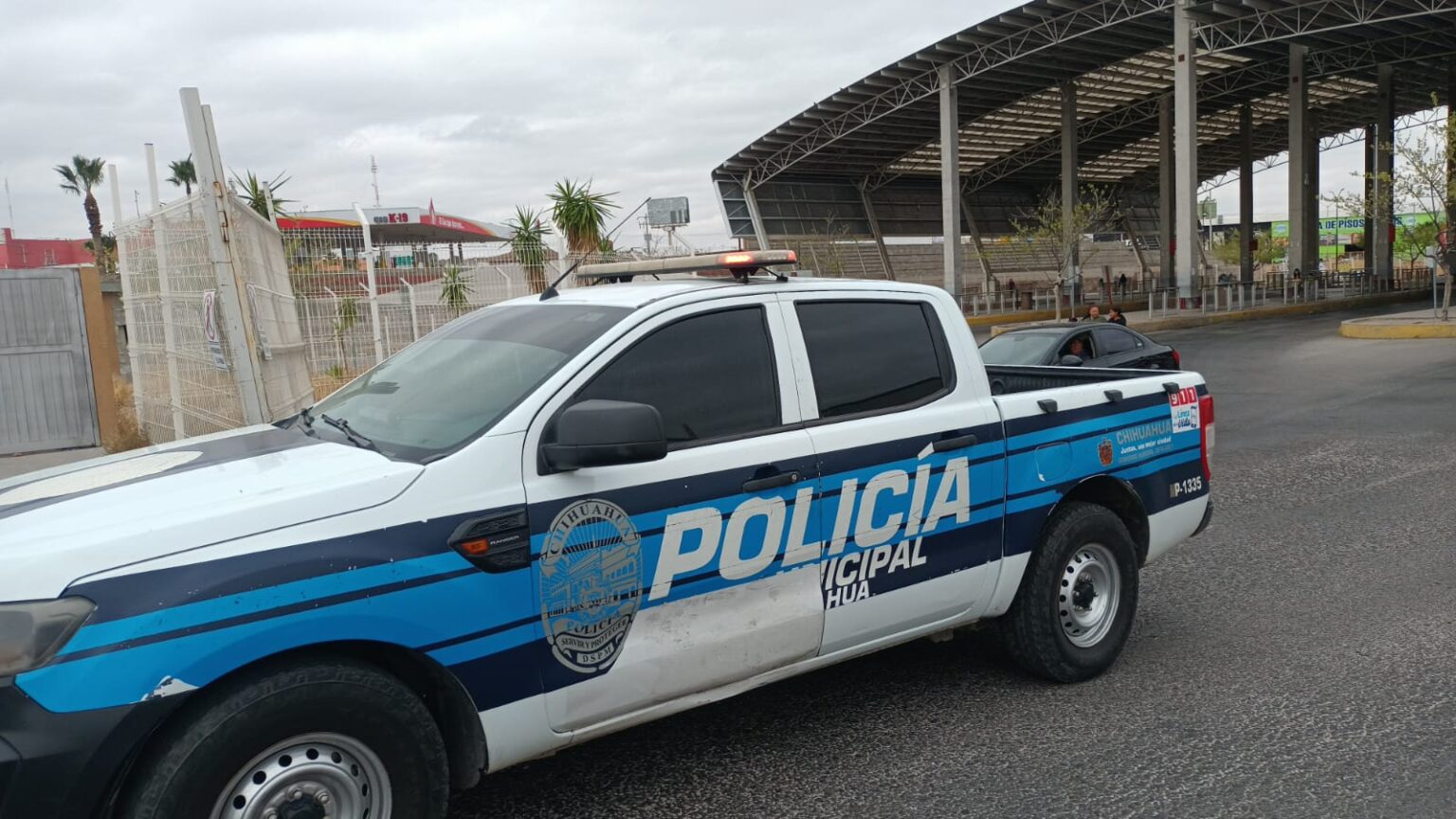 LESIONA A DOS PERSONAS; LO DETIENENE EN FRACC. GLORIA