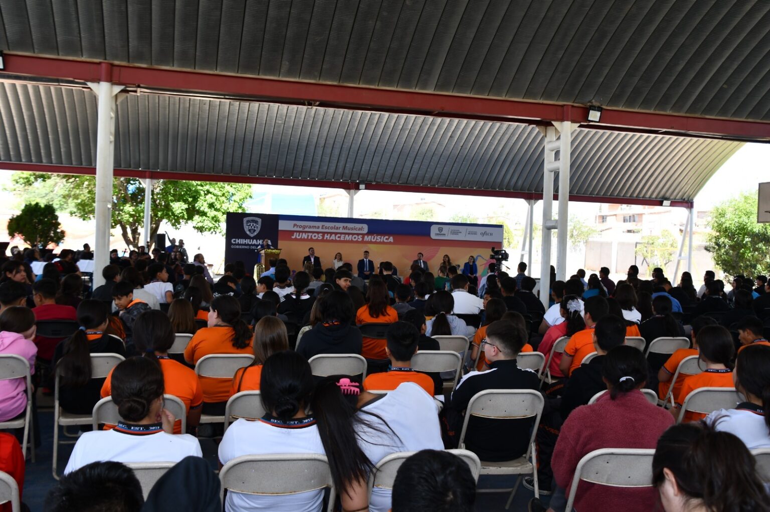 IMPLEMENTAN EN PRIMARIAS Y SECUNDARIAS EL PROYECTO “JUNTOS HACEMOS MÚSICA”