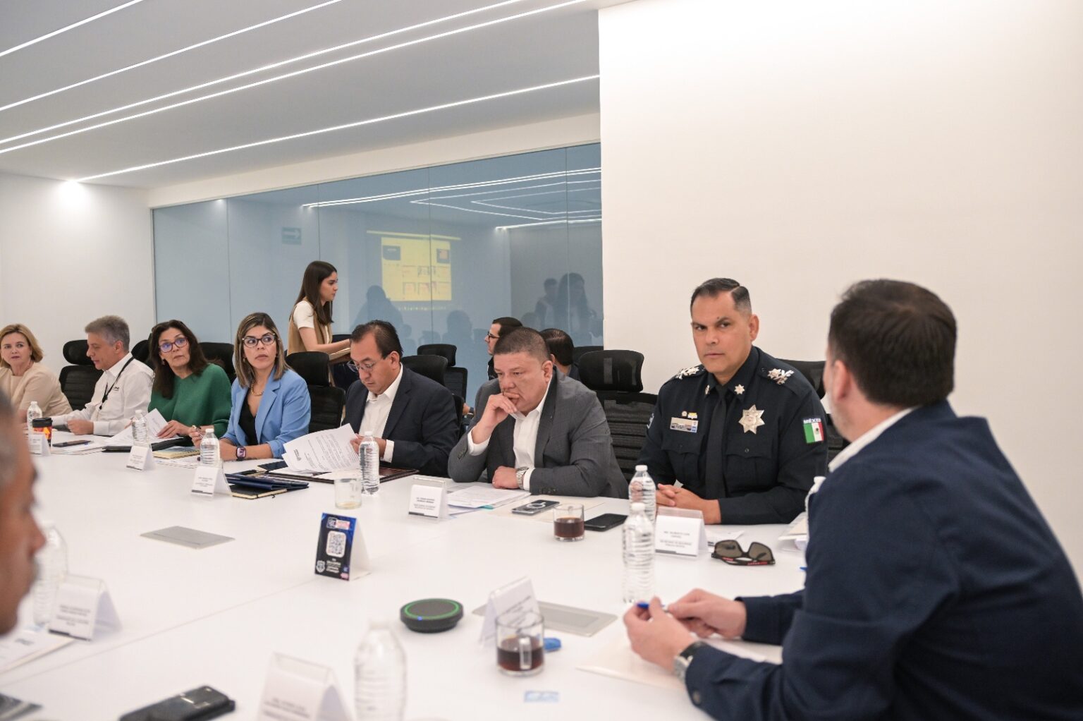 EVALÚA MESA ESTATAL DE COORDINACIÓN PARA LA CONSTRUCCIÓN DE LA PAZ ESTRATEGIAS DE SEGURIDAD PARA LA REGIÓN CENTRO-SUR