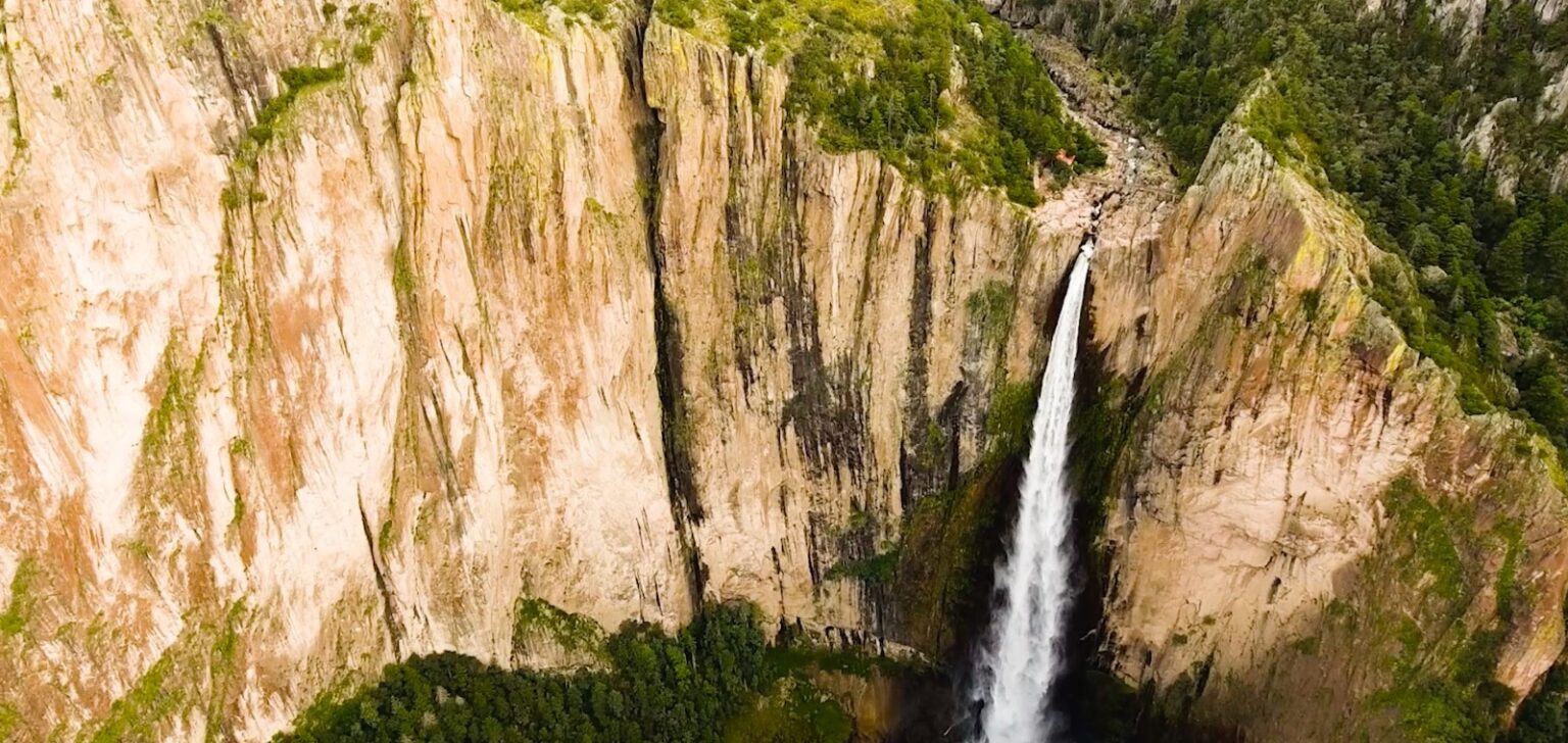 PROMUEVEN LOS PRINCIPALES DESTINOS TURÍSTICOS DE CHIHUAHUA EN SALAS DE CINE