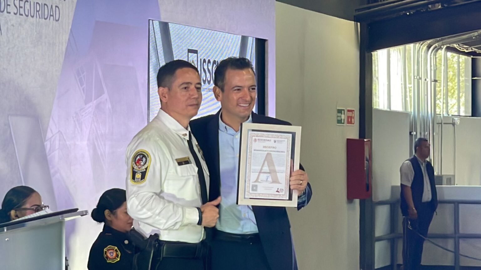 RECIBE CAMPUS CERTIFICADO DE NIVEL A DE SESNSP