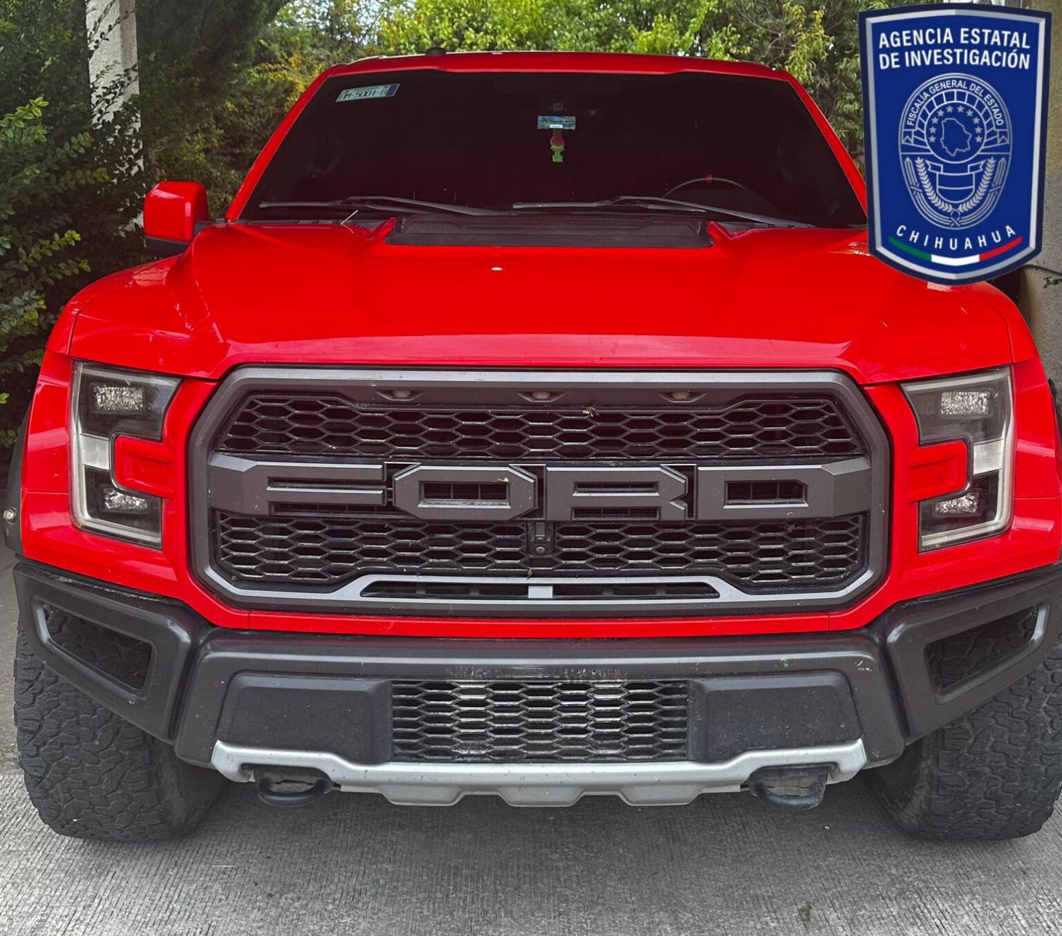 RECUPERA AEI EN BALLEZA PICK UP ROBADA EN ESTADOS UNIDOS