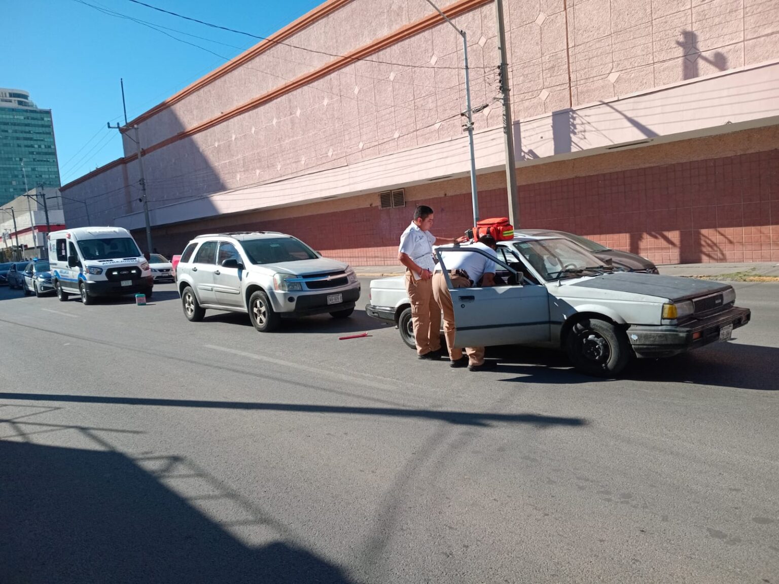 SE REGISTRÓ UN CHOQUE ALCANCE DE LA AV. INDEPENDENCIA