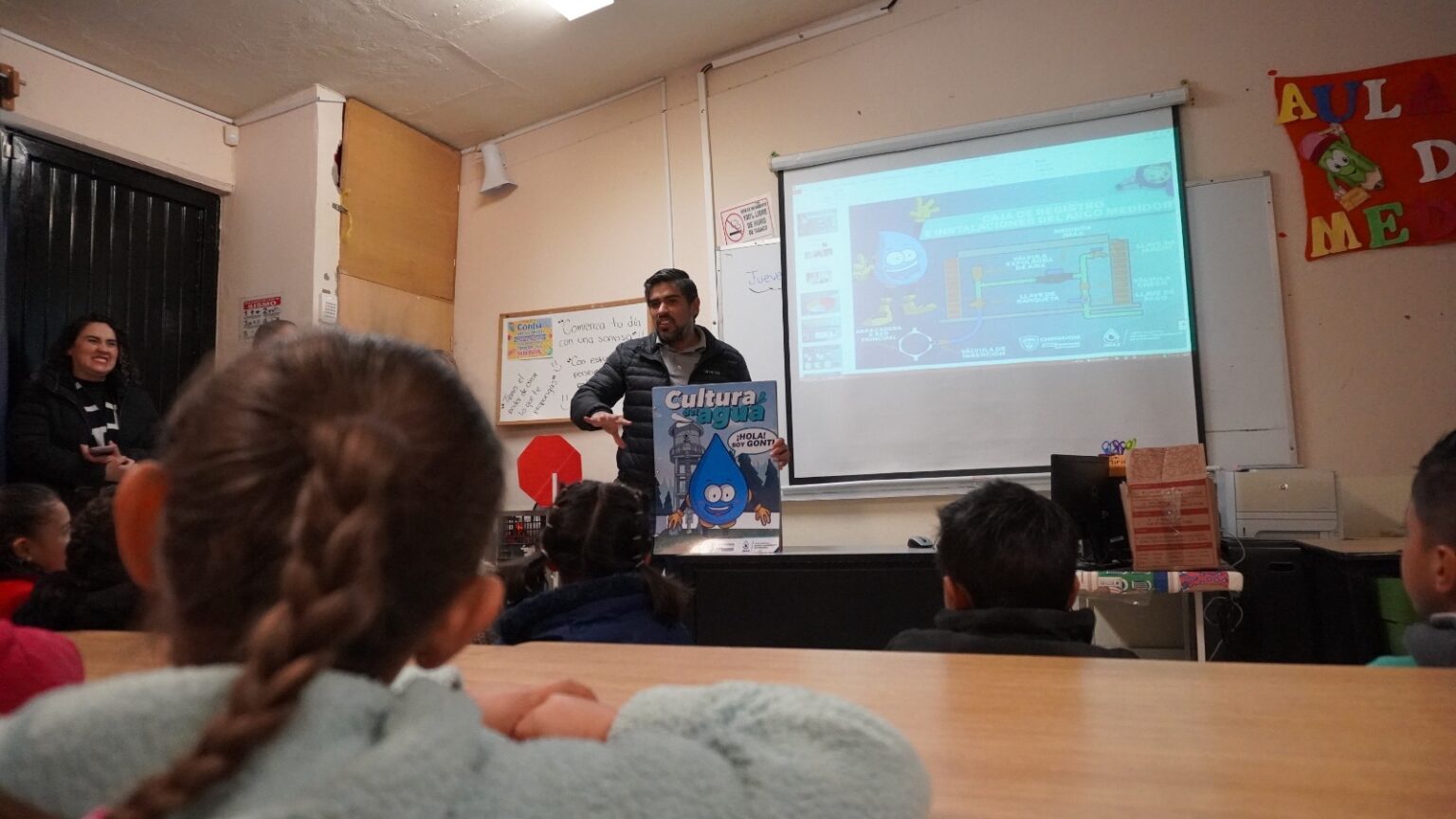 MÁS DE 25 MIL PERSONAS RECIBIERON CAPACITACIÓN SOBRE CULTURA DEL AGUA DURANTE 2024