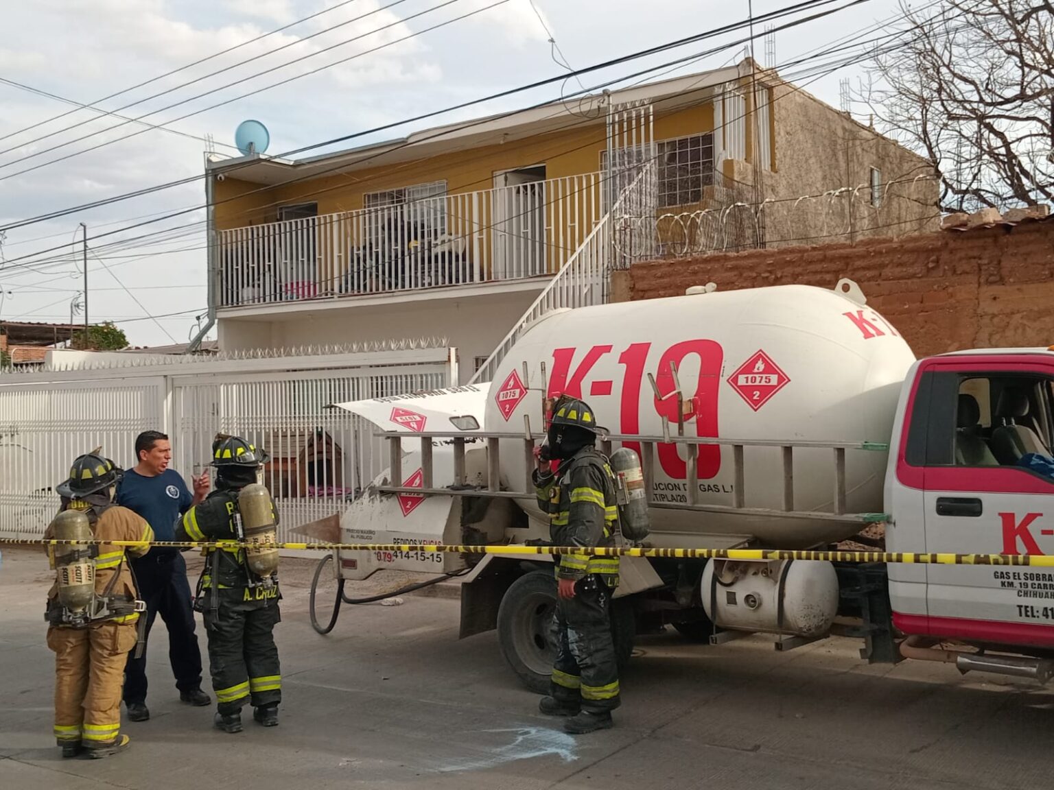 EMPLEADO DE COMPAÑÍA GASERA QUEDÓ LESIONADO TRAS EXPLOSIÓN EN LA COLONIA VILLA