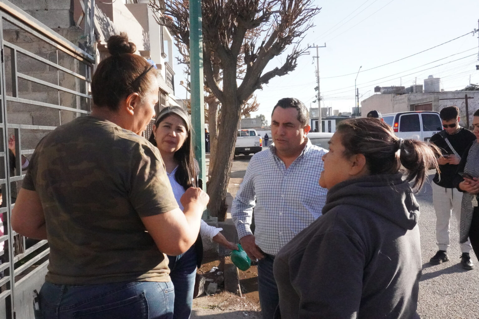 BENEFICIA «CHIHUAHUA SIN FUGAS» A VECINOS DE LA COLONIA CHIHUAHUA 2000