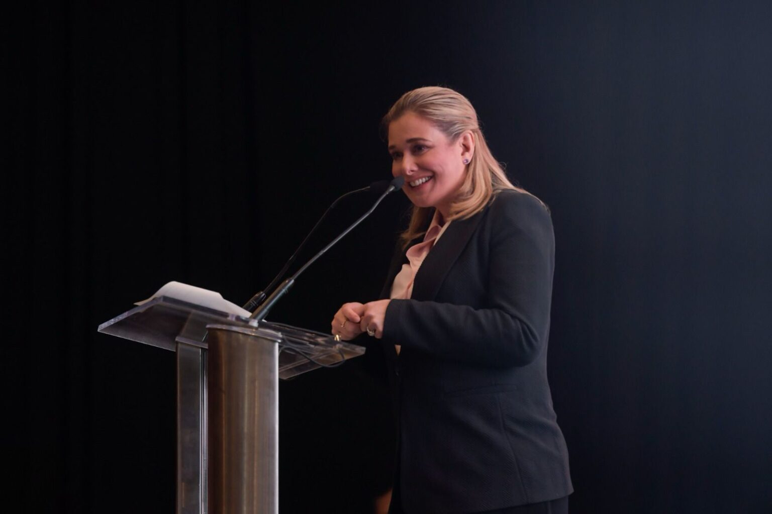 MARU CAMPOS ANUNCIA NUEVO MODELO PENITENCIARIO PARA COMBATIR LA CORRUPCIÓN