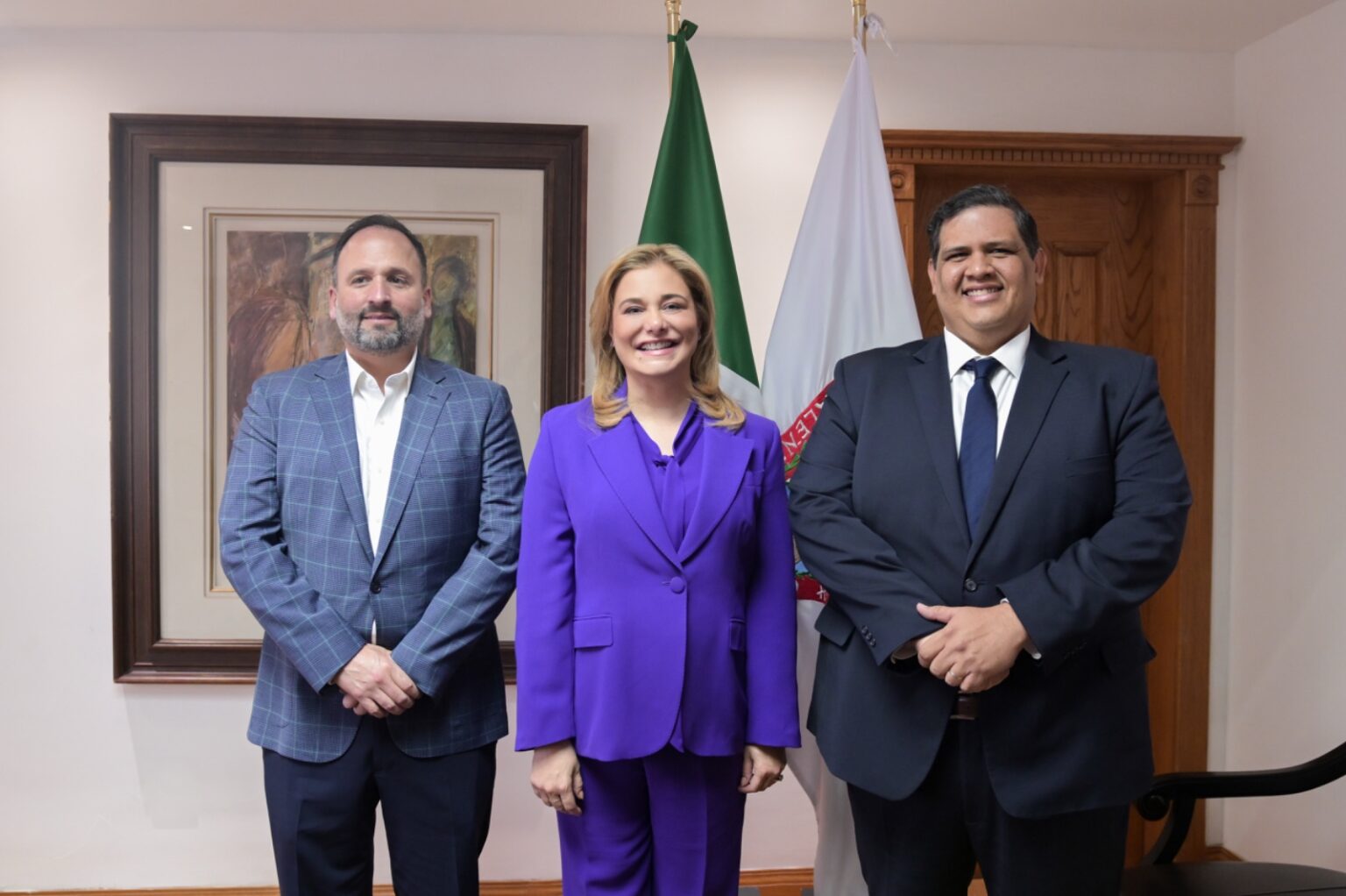 MARU CAMPOS DESIGNA A LEONARDO MEZA FOURZAN COMO NUEVO TITULAR DEL REGISTRO PÚBLICO DE LA PROPIEDAD