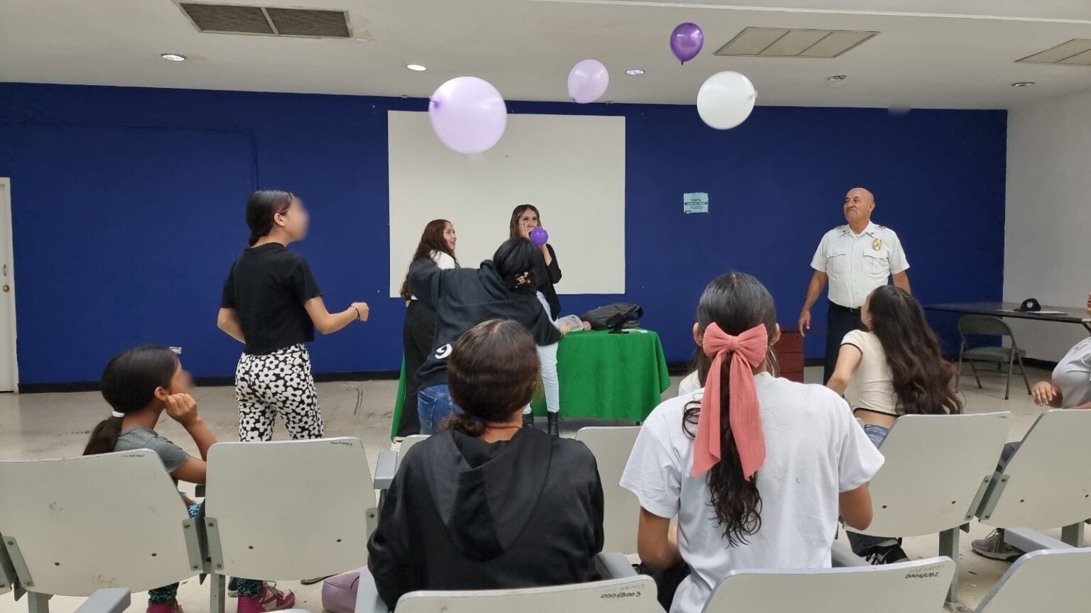 Invita Policía Municipal a sumar a jóvenes de difícil conducta a programa “Niñas, Niños y Adolescentes al Estudio”