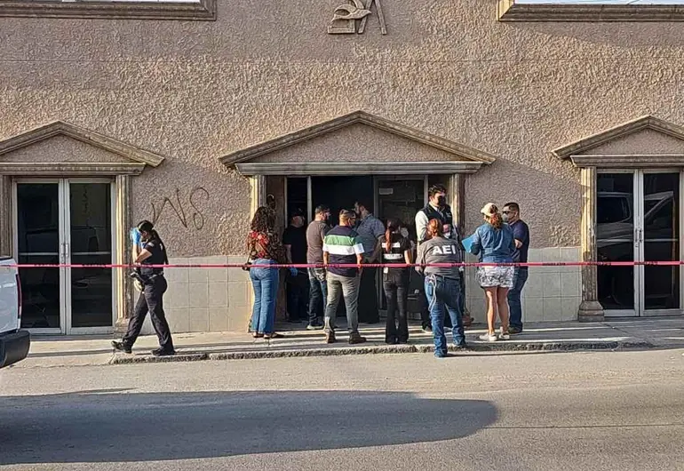 Detiene Fiscalía a encargado de funeraria por inhumación, exhumación y conservación de cadáveres