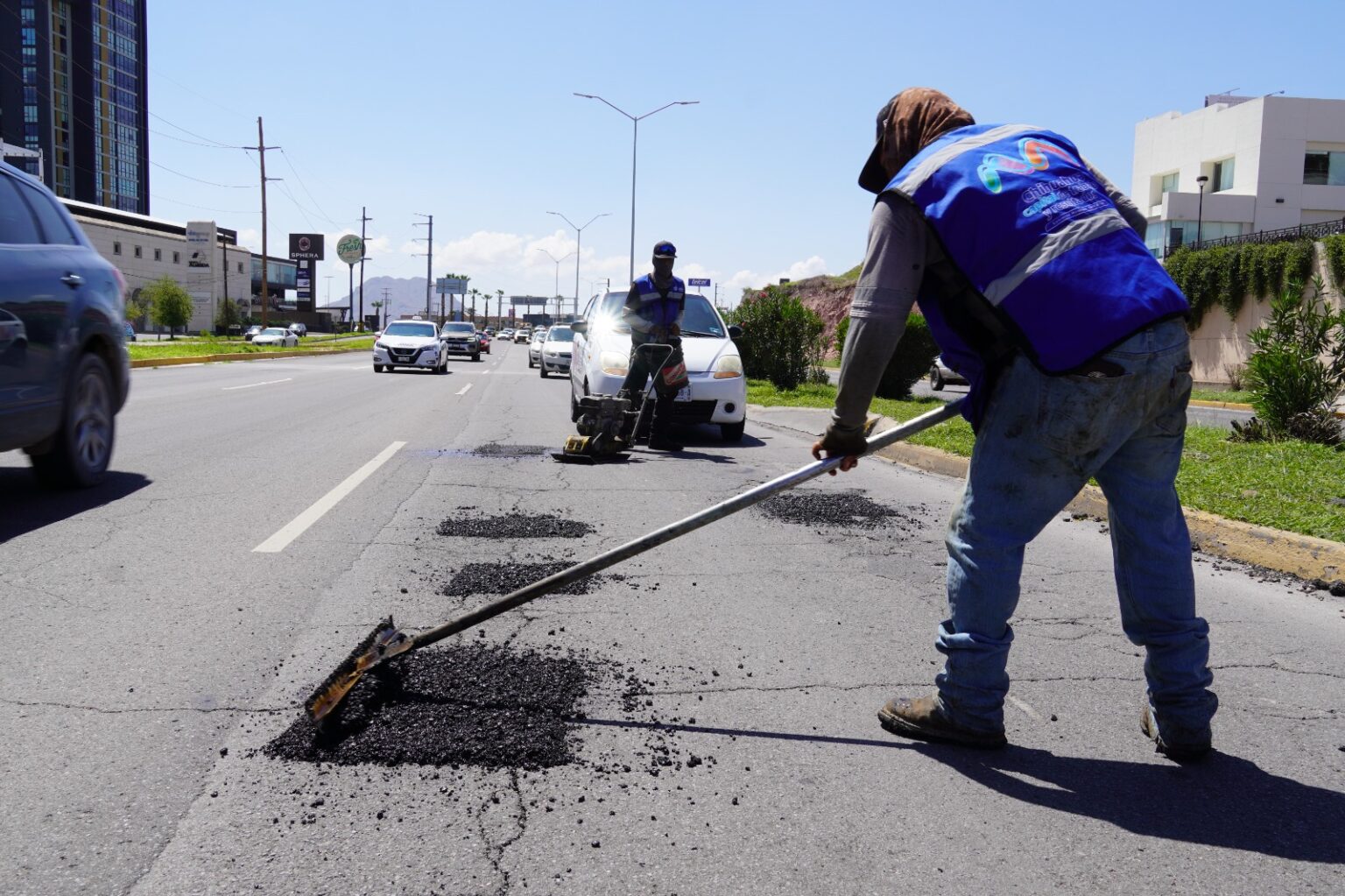 Continuará Municipio tapando baches con programa emergente este martes