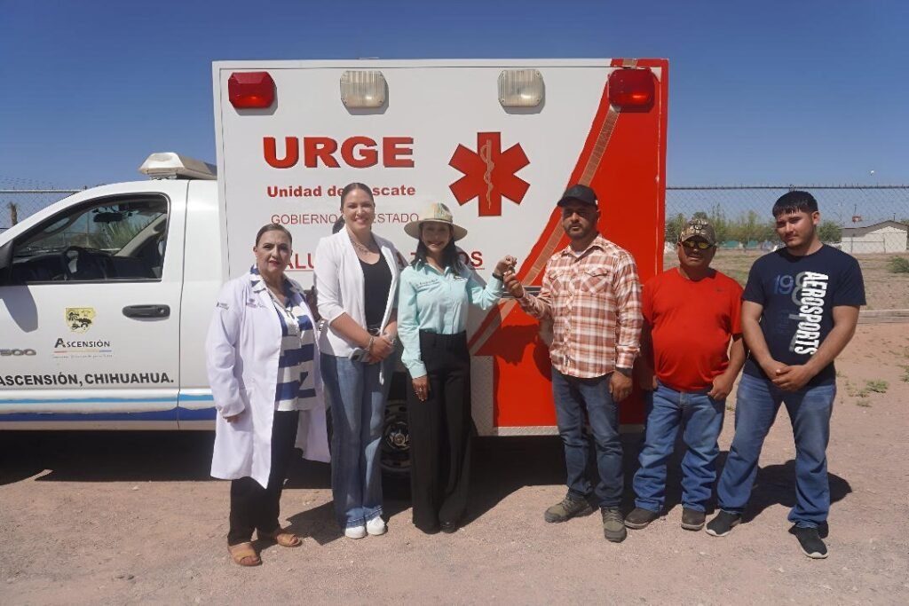 Impulsan servicios de emergencia con nueva ambulancia en el Distrito 01