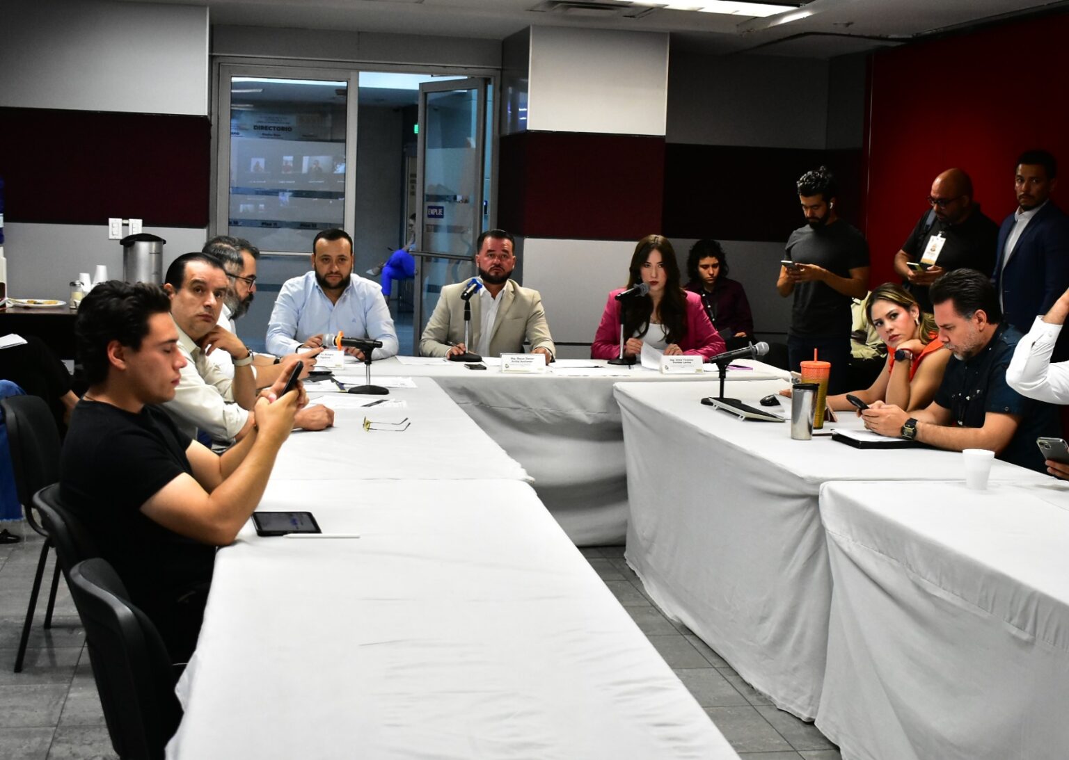 Convocan diputadas y diputados a mesas de trabajo para atender situación en PCE