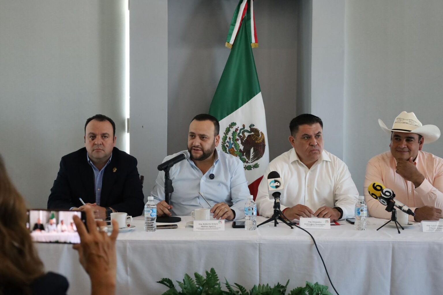 Va PRI a Presidencia del Congreso luego de siete años de no ocuparla; “Acuerdos sí; politiquería no”, anticipa Arturo Medina.