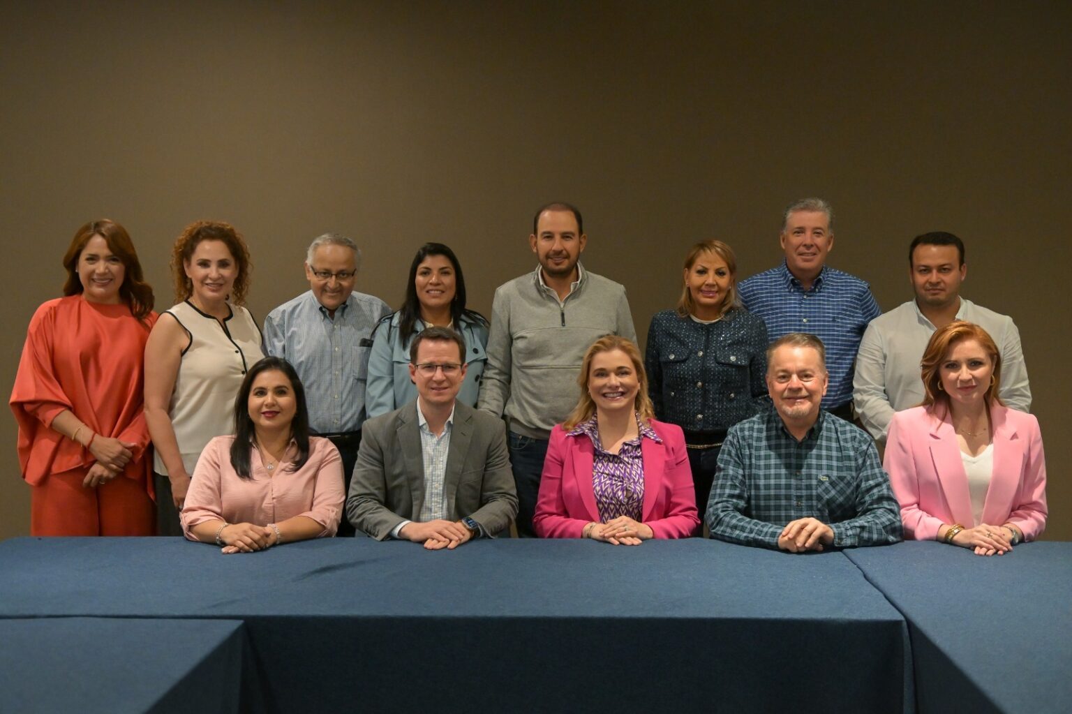 Maru Campos se reúne con senadores del PAN