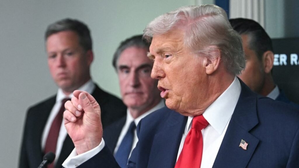 Trump llama a CDMX una de las “peores del mundo”, tras ordenar despliegue de Guardia Nacional en Washington