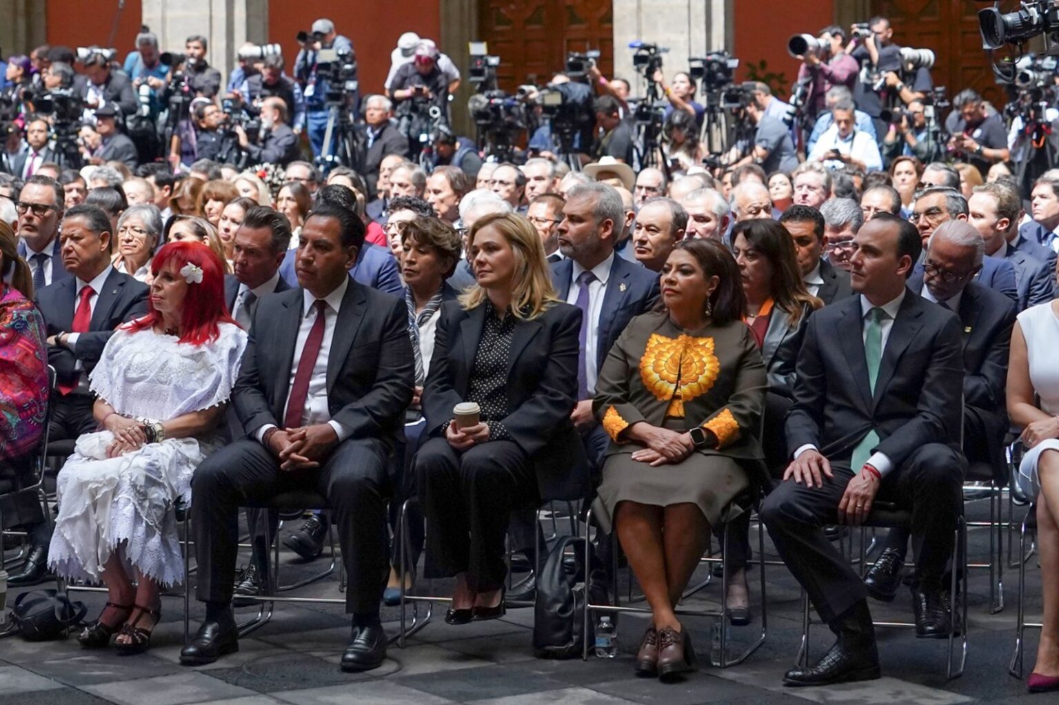 Maru Campos asiste a primer informe de Gobierno de la presidenta Claudia Sheinbaum