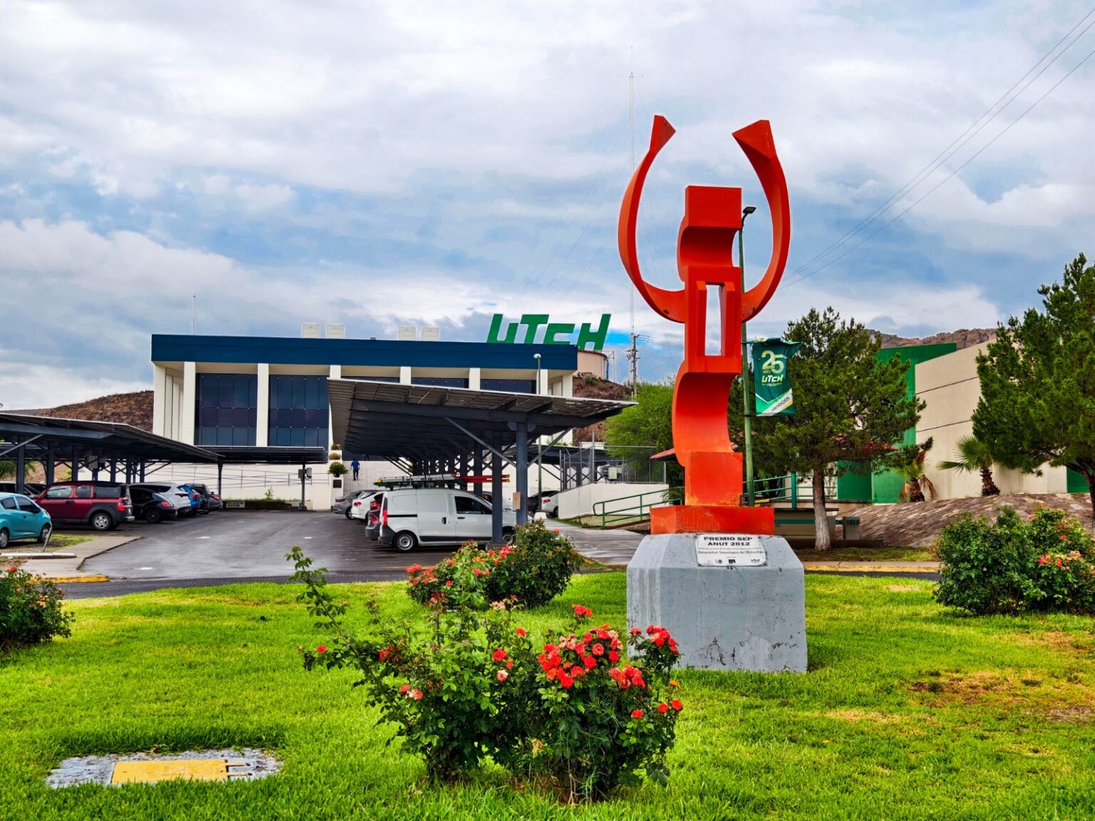 Inicia periodo de entrega de fichas en la Universidad Tecnológica de Chihuahua