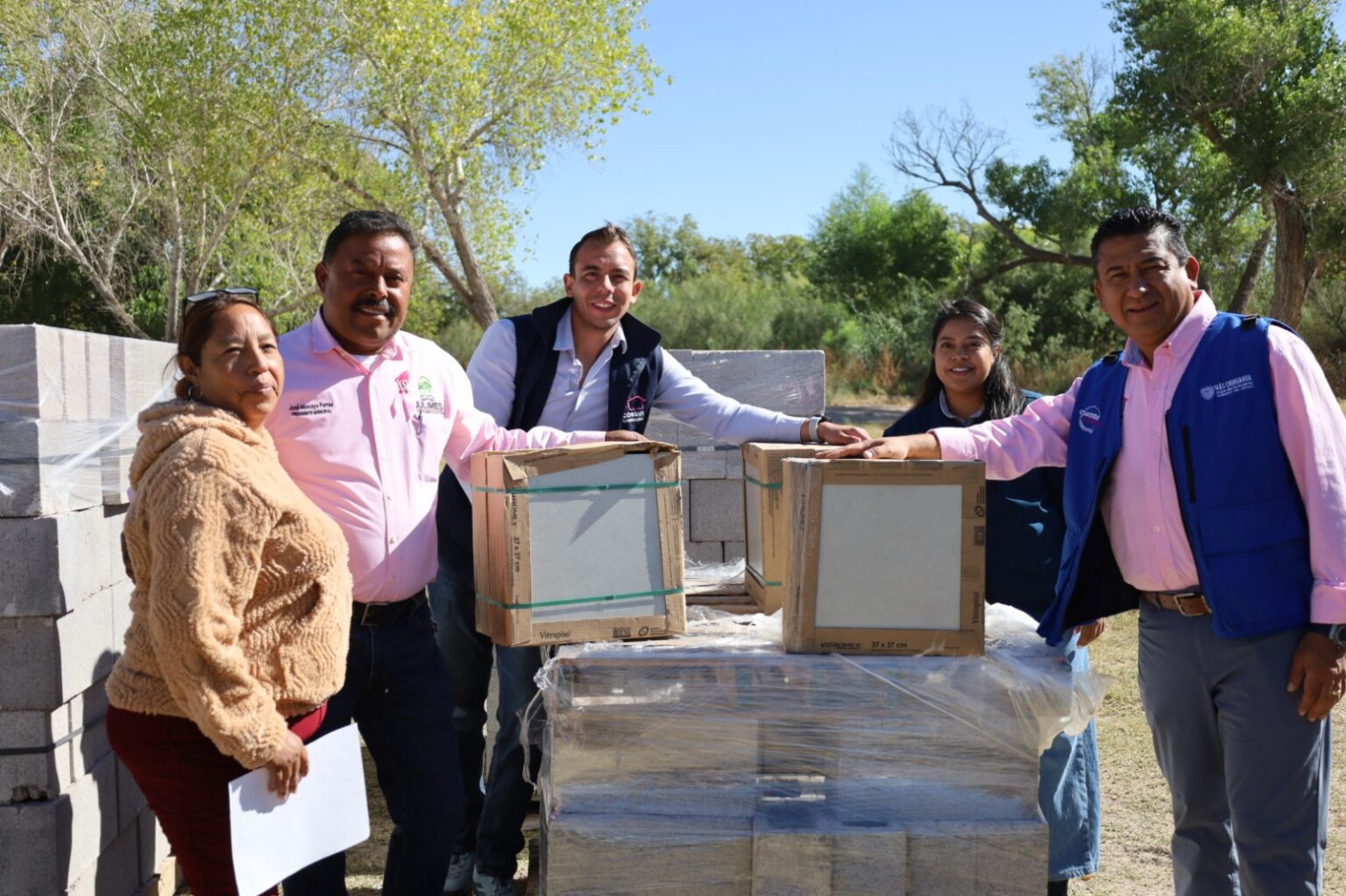 Ha apoyado Coesvi a más de 2 mil chihuahuenses de 13 municipios con materiales para construcción