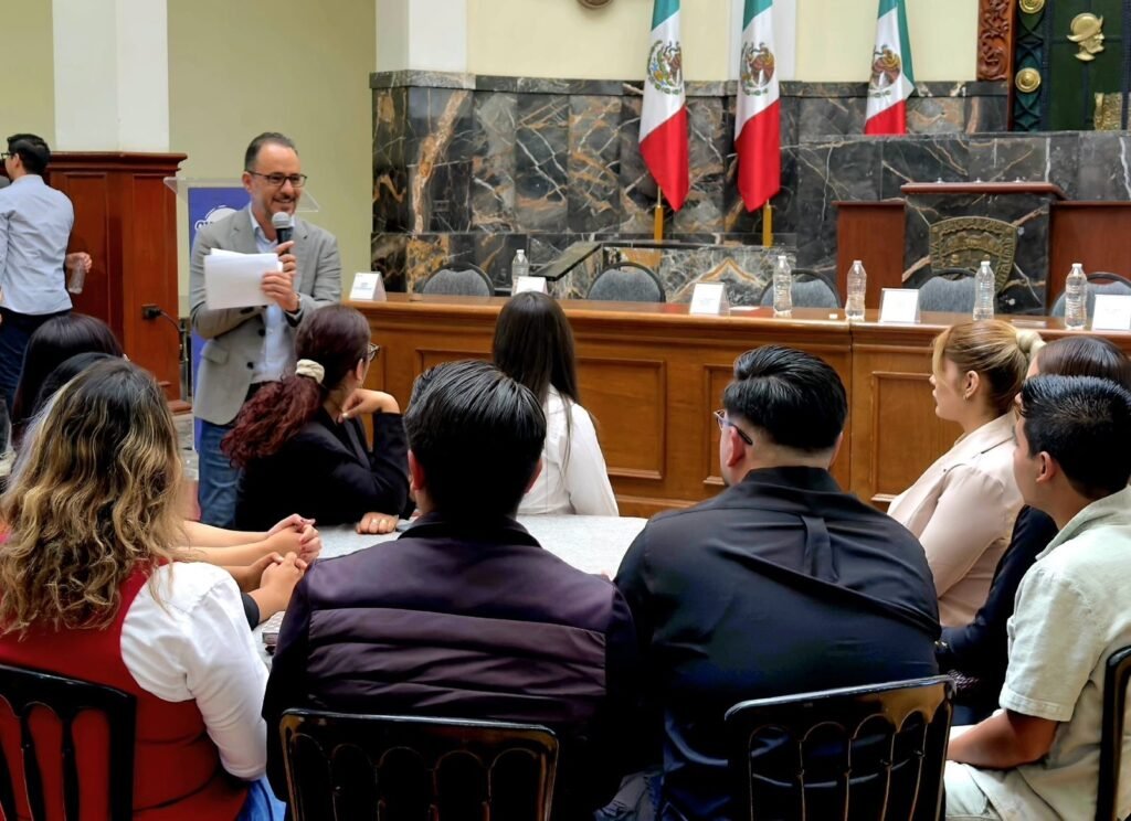 Jorge Soto llama a jóvenes a defender la libertad desde la responsabilidad y la participación ciudadana