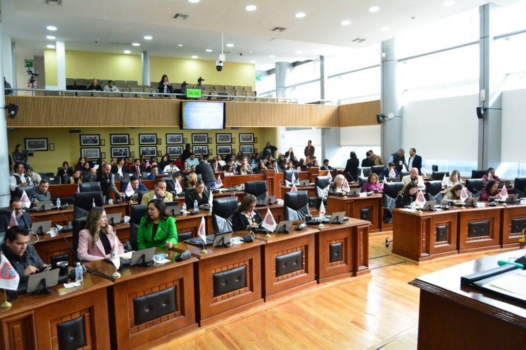 Reelige Congreso de Chihuahua a Héctor Acosta Félix como Auditor Superior del Estado