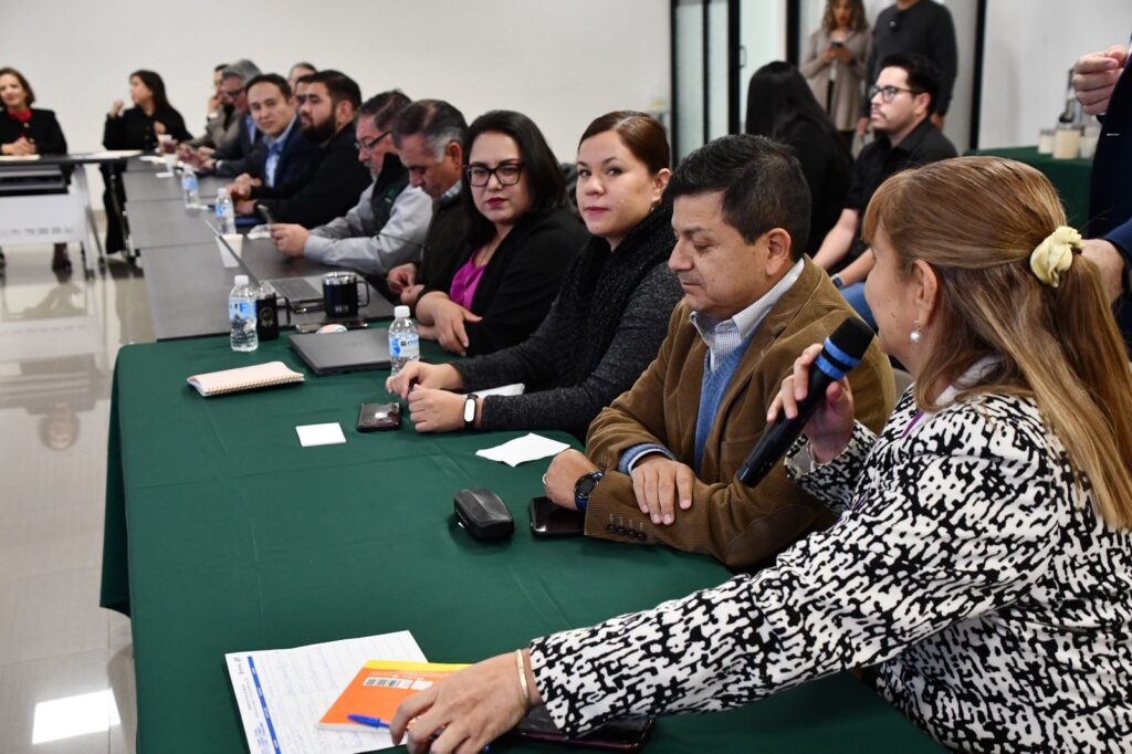 Presenta SEyD avances en la Agenda Estatal de Inglés