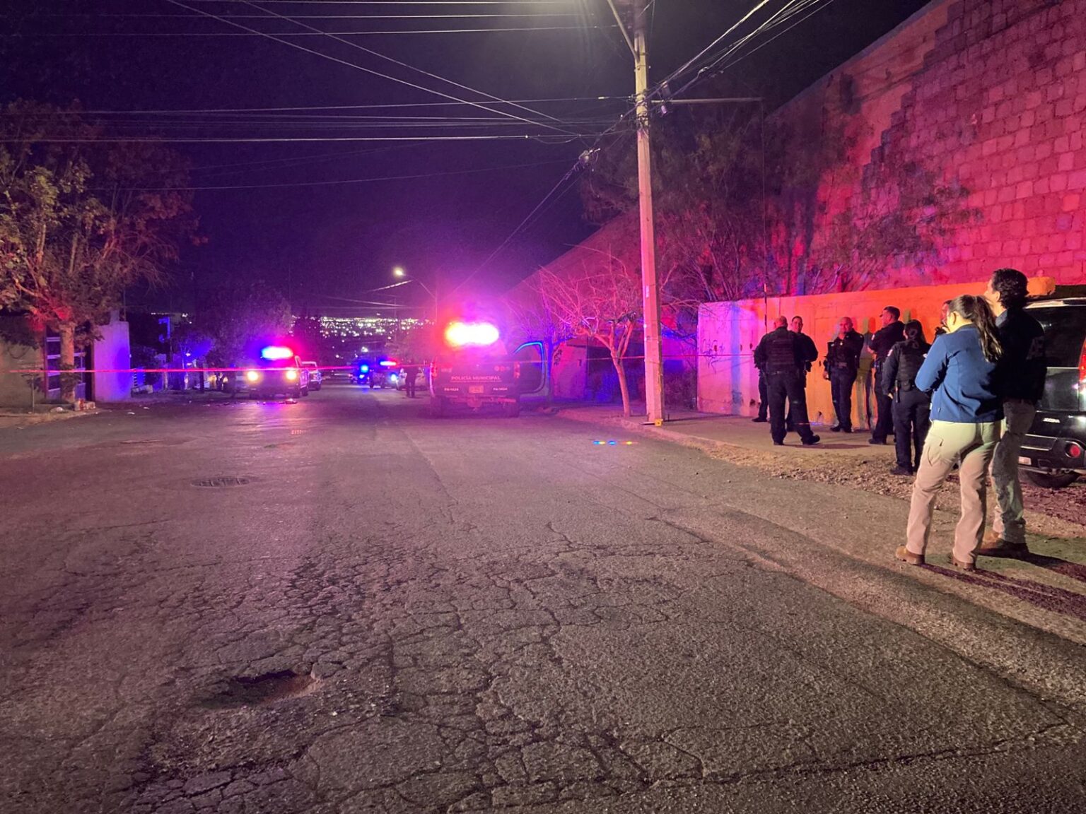 Dos jóvenes fueron agredidos con arma de fuego en la colonia Roma Sur