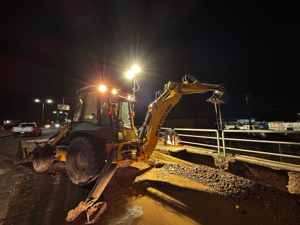 Repara JMAS Chihuahua tramos de la conducción Tabalaopa-Aldama