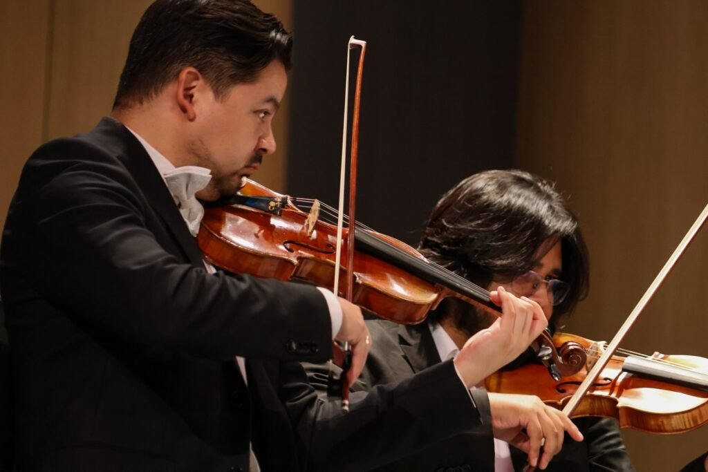 Invita Ofech a violinistas a integrarse a sus filas