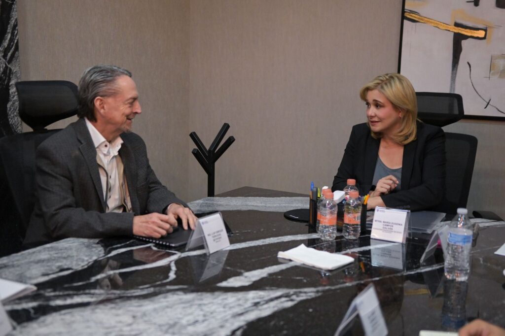 Maru Campos analiza con empresarios proyectos de desarrollo industrial