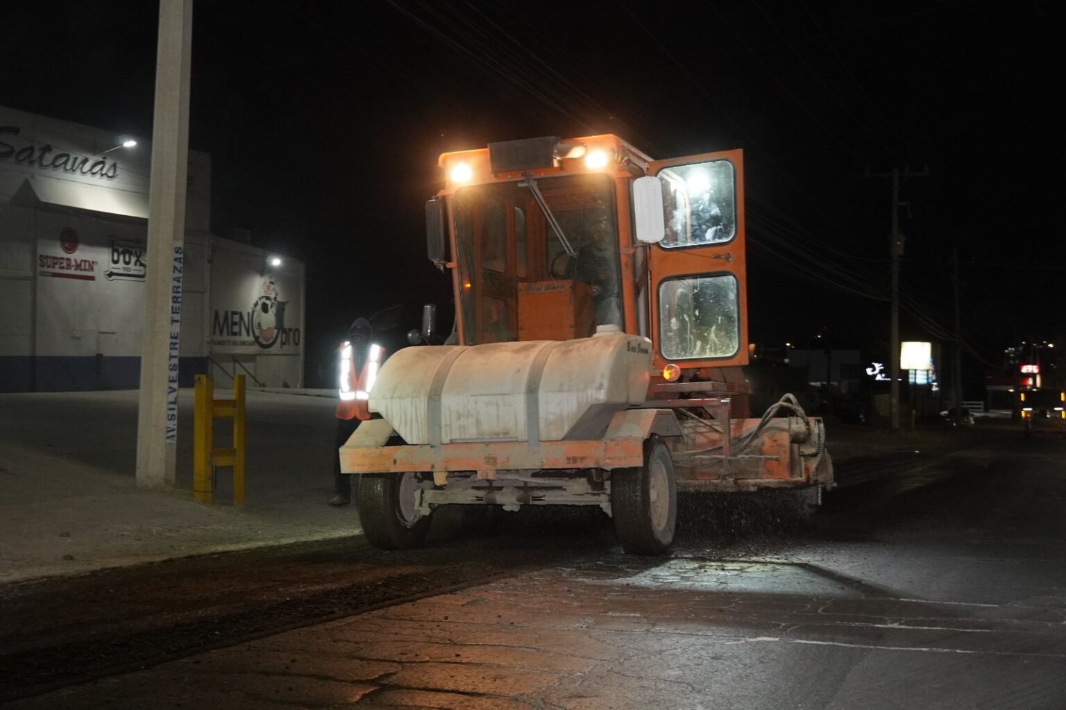 Inicia Municipio trabajos de recarpeteo en salida a Cuauhtémoc y acceso a Labor de Terrazas