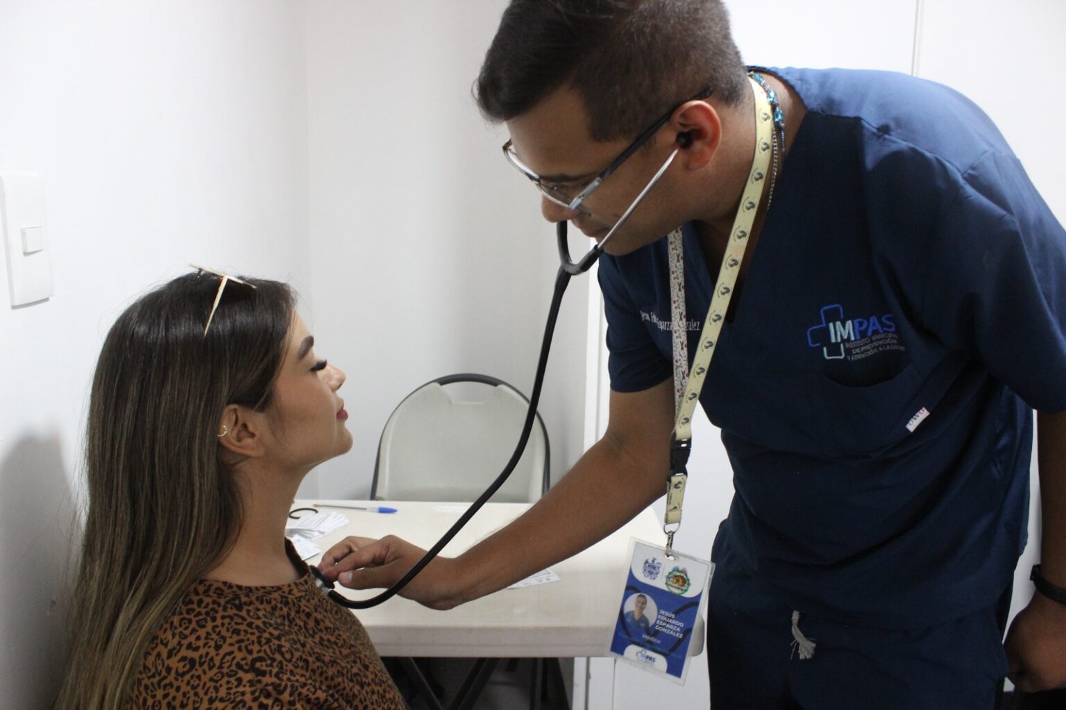 Conoce los síntomas de las infecciones de vías respiratorias por la temporada