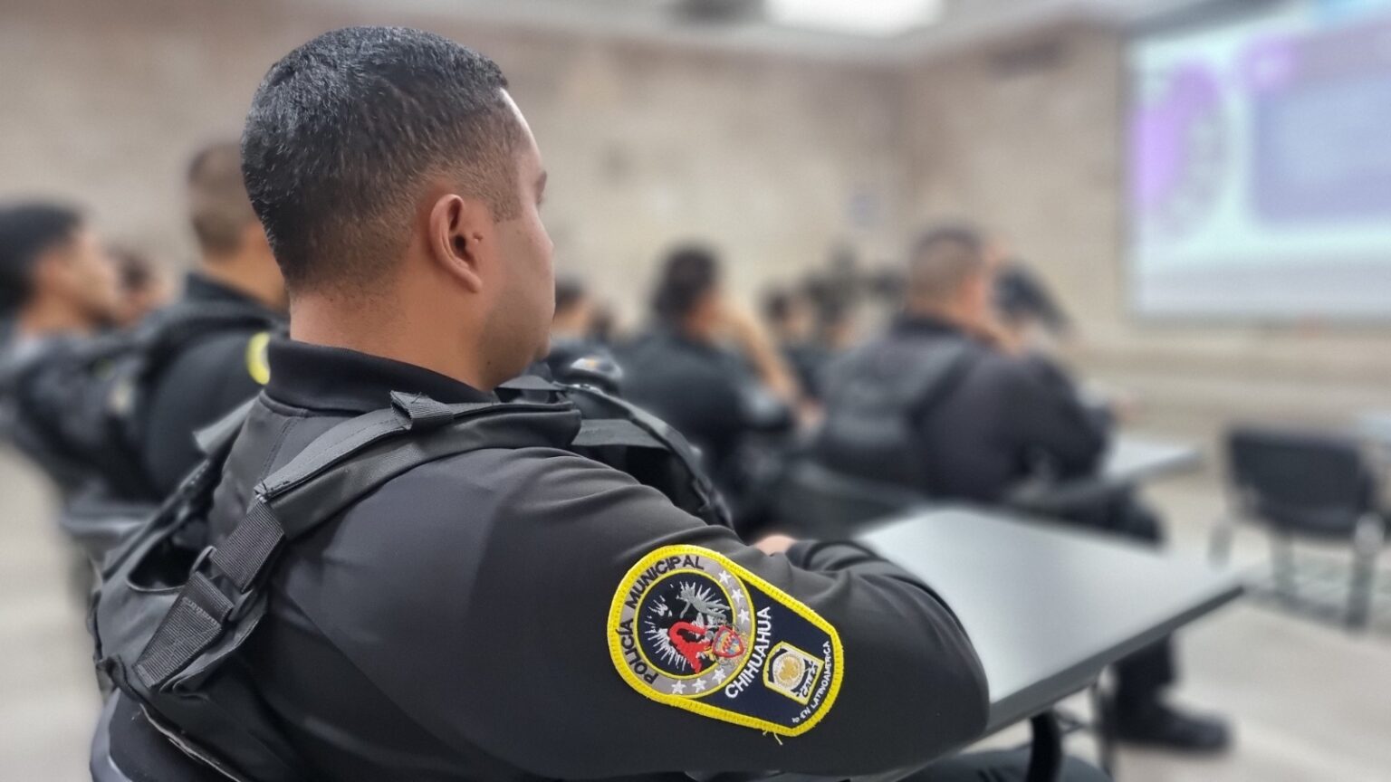 Policías municipales se capacitan continuamente para brindar mayor seguridad