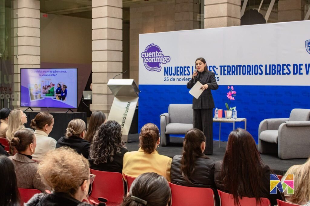 Resalta Miriam Soto Liderazgo Femenino en la Función Pública con ponencia en foro de ICHMujeres