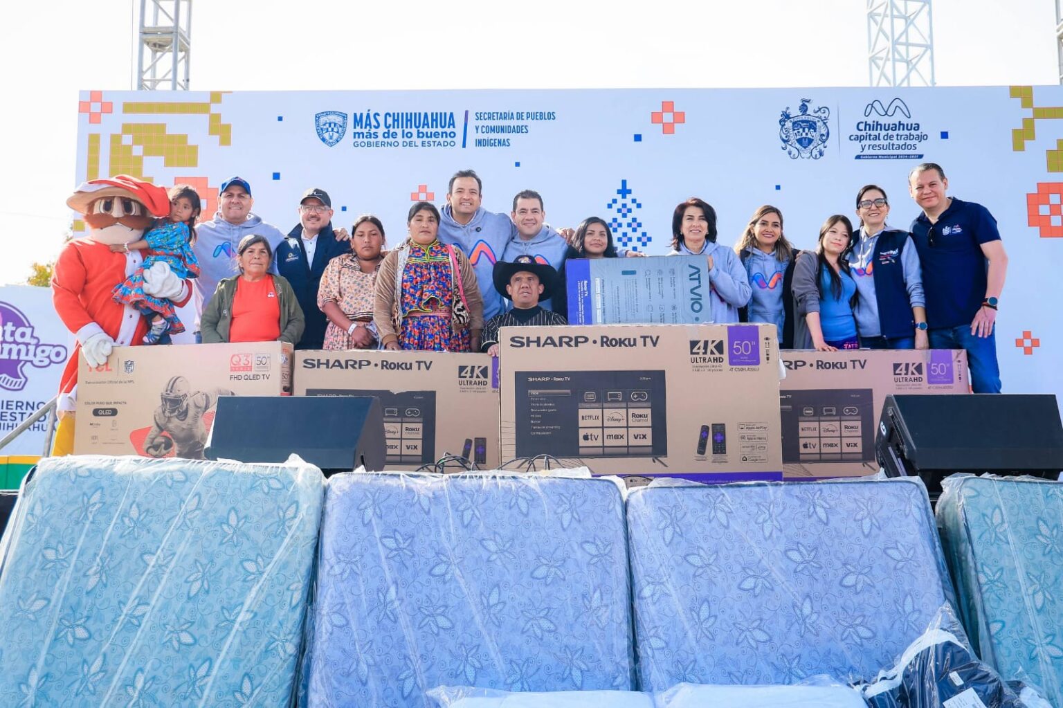 Marco Bonilla y regidores llevan Mega Posada a cientos de familias de comunidades indígenas