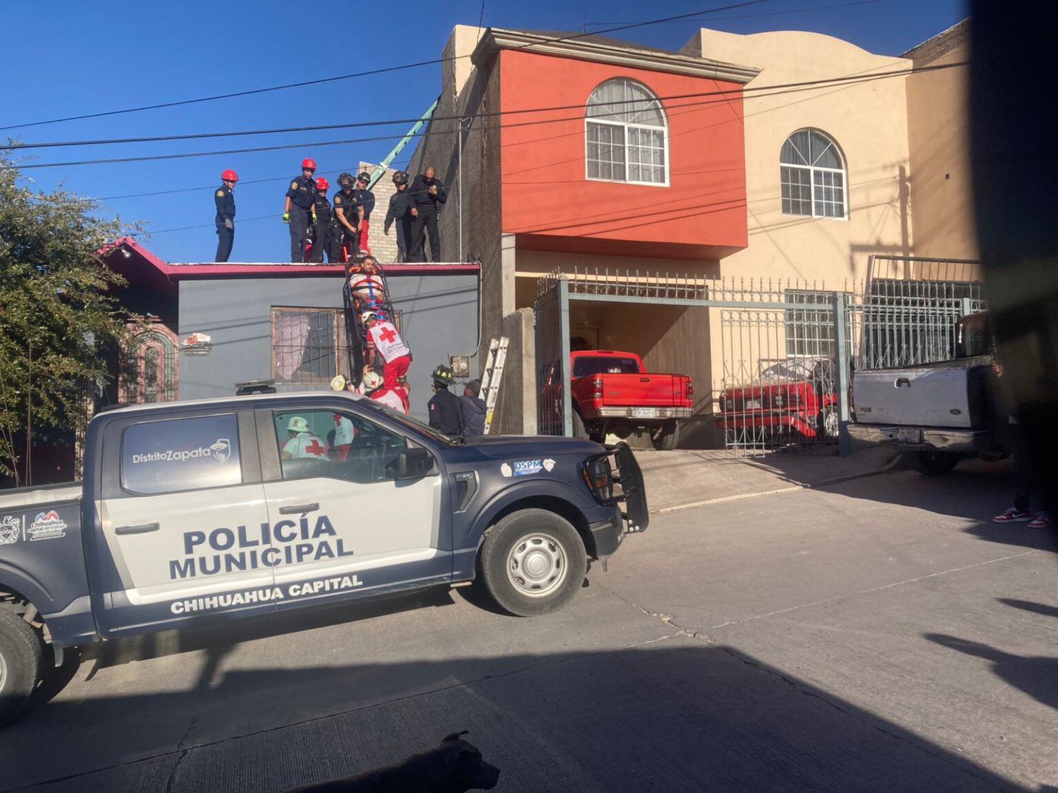 En intento de escape de centro de rehabilitación se fractura las piernas