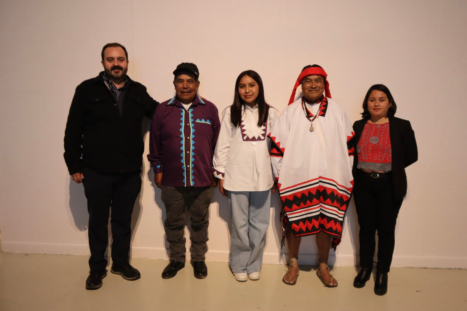 Condecoran a Ane López Olivas y Martín Chavez Ramírez con el Premio de Literatura Indígena “Erasmo Palma” 2025