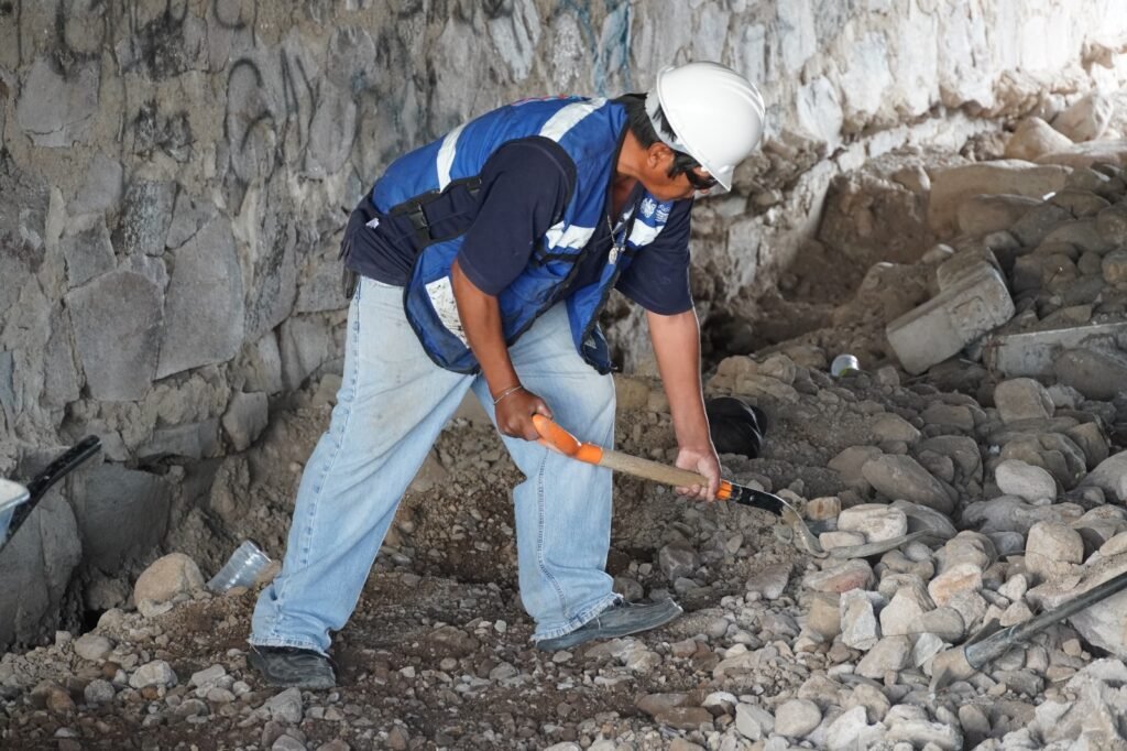 Continúan los trabajos en Riberas de Sacramento; avanza Municipio con remediación de puente vehicular