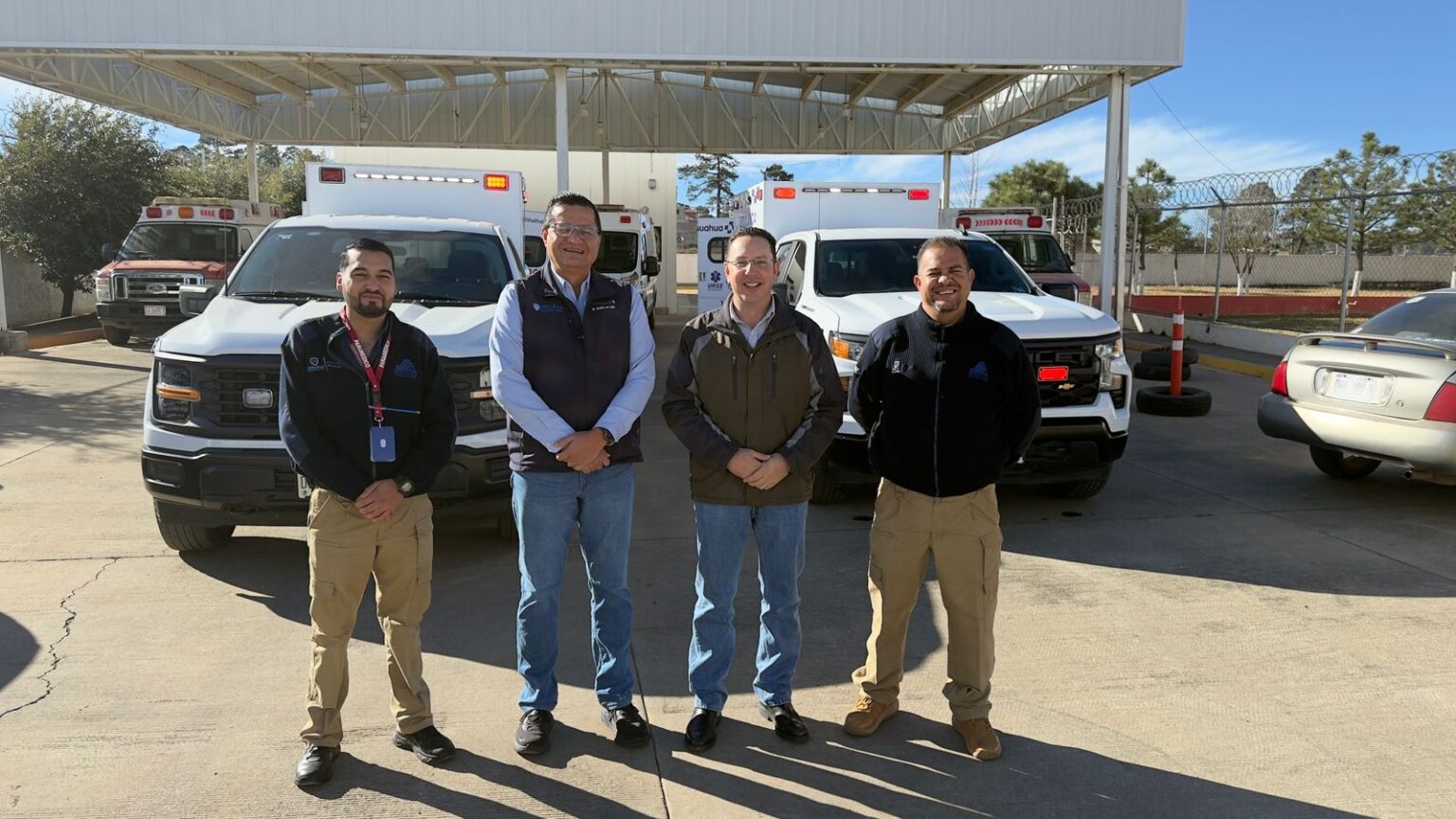 Guachochi recibió ambulancias de Gobierno del Estado